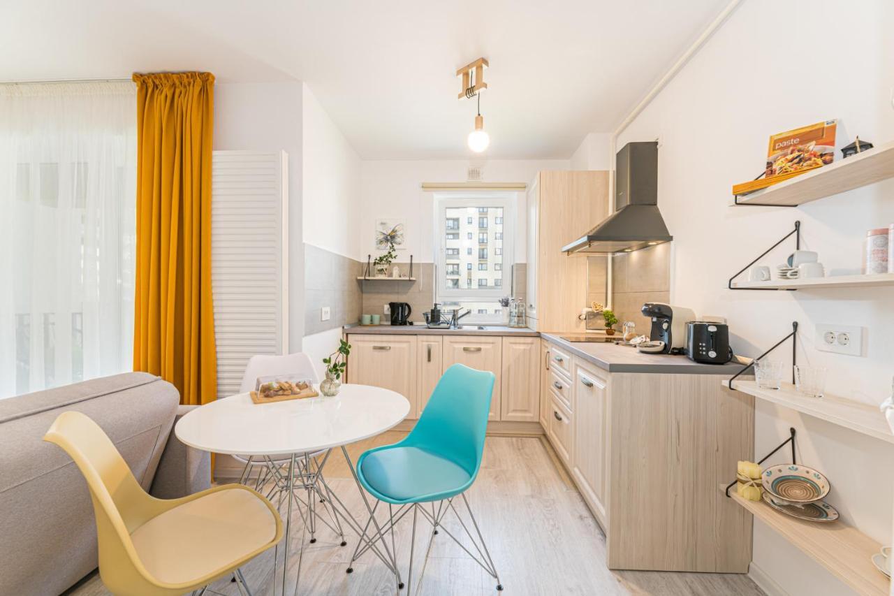 Rentforcomfort Apartment Ella 2 Braşov Exterior foto